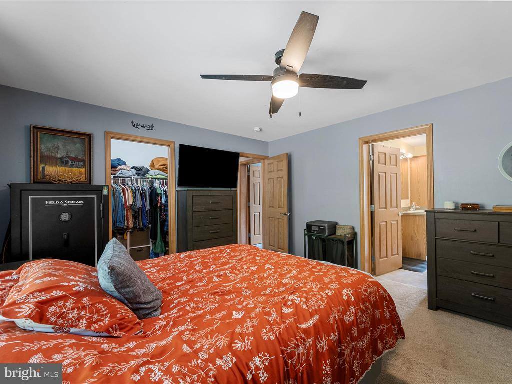 46 Solomons Court, Hedgesville, WV 25427