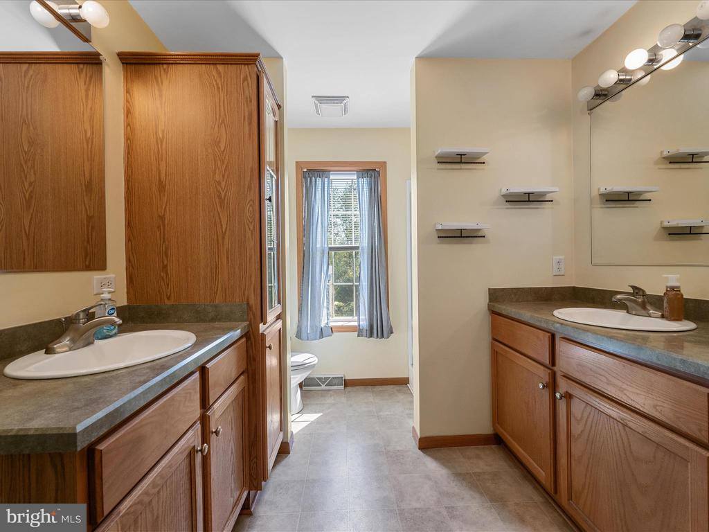 46 Solomons Court, Hedgesville, WV 25427