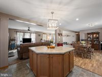 46 Solomons Court, Hedgesville, WV 25427