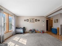 46 Solomons Court, Hedgesville, WV 25427