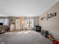 46 Solomons Court, Hedgesville, WV 25427