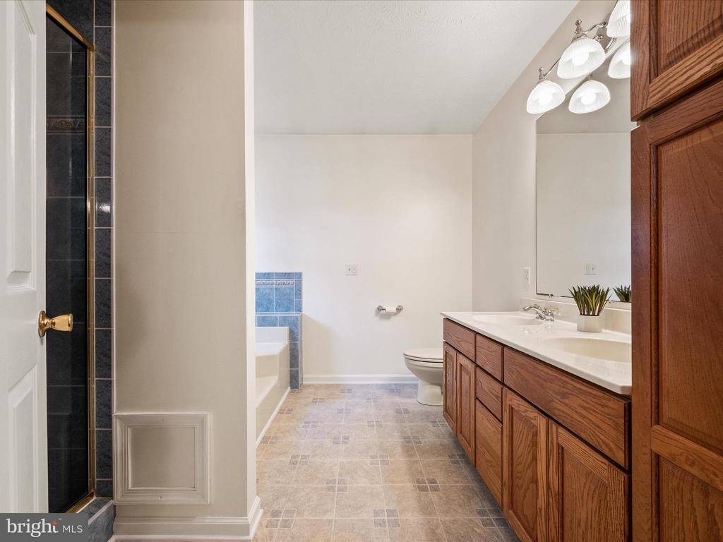 600 Canterbury Drive, Martinsburg, WV 25403