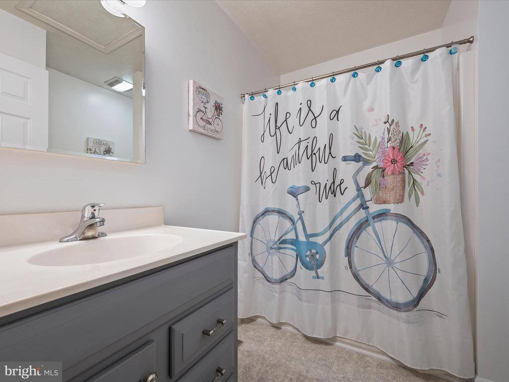 600 Canterbury Drive, Martinsburg, WV 25403