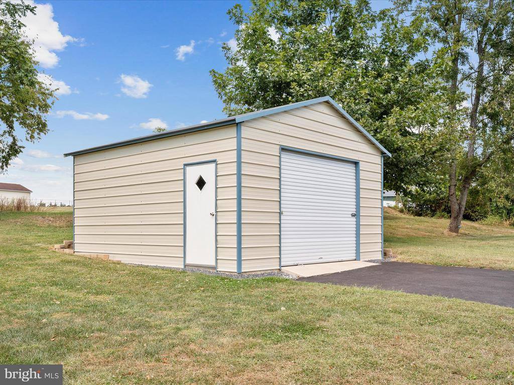 600 Canterbury Drive, Martinsburg, WV 25403