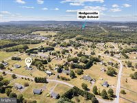 600 Canterbury Drive, Martinsburg, WV 25403