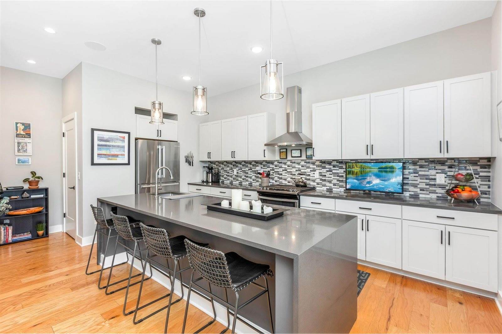 233 South Ohio Avenue, Columbus, OH 43205