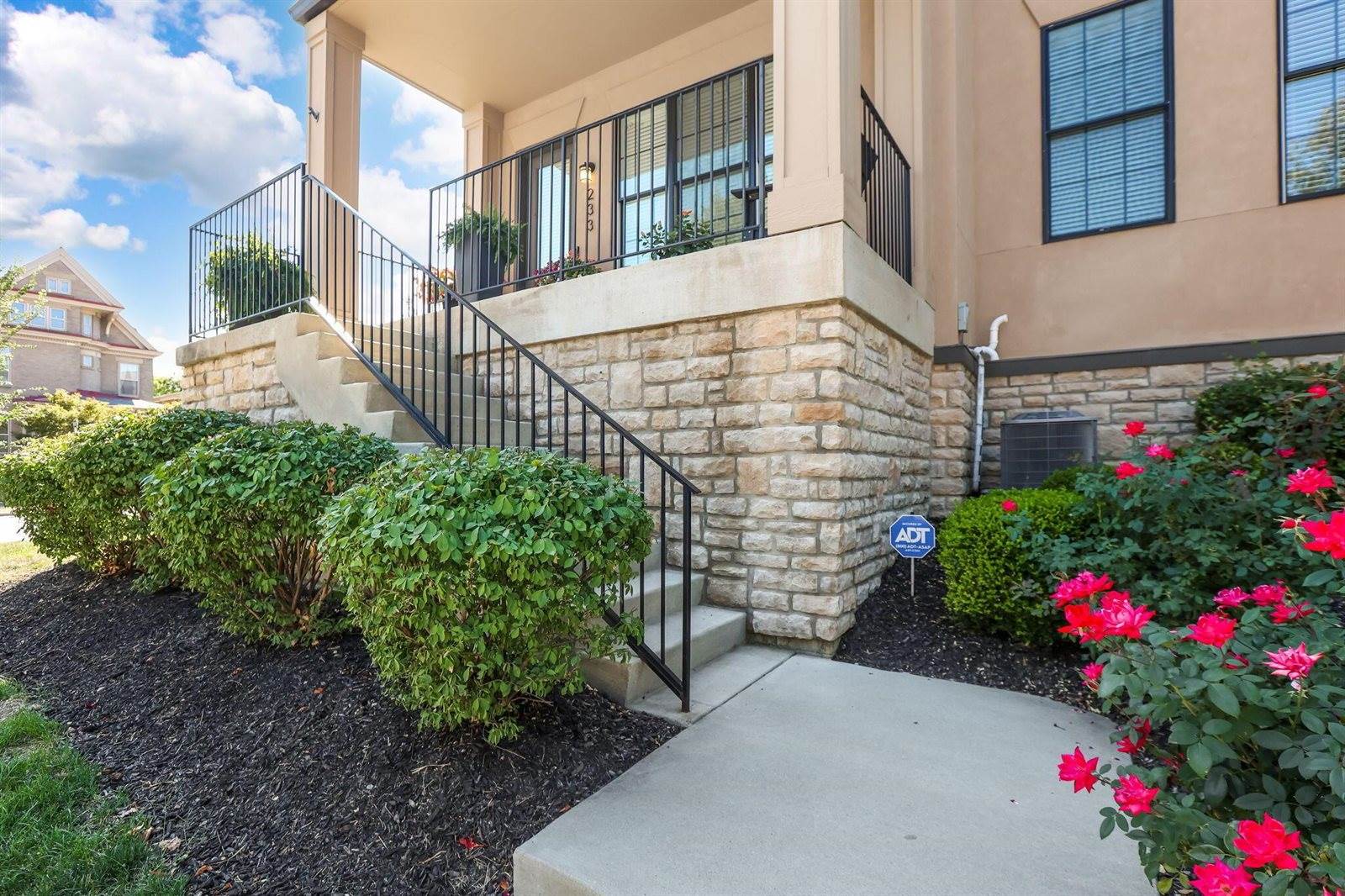 233 South Ohio Avenue, Columbus, OH 43205