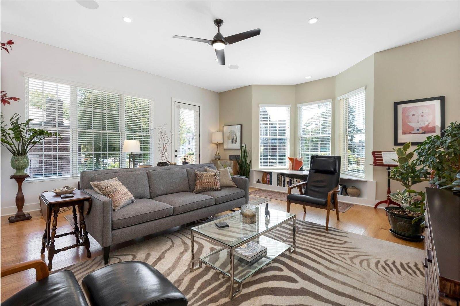 233 South Ohio Avenue, Columbus, OH 43205