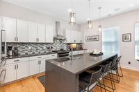 233 South Ohio Avenue, Columbus, OH 43205