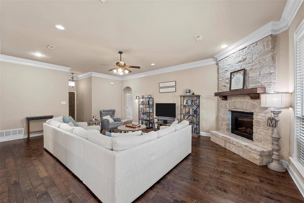 9916 Houston Drive, Waco, TX 76712