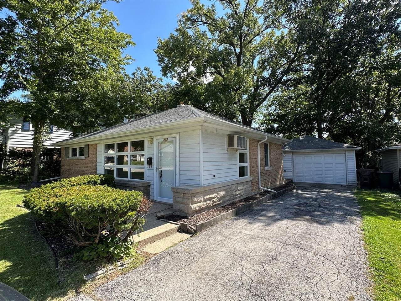 313 Oakwood Street, Park Forest, IL 60466