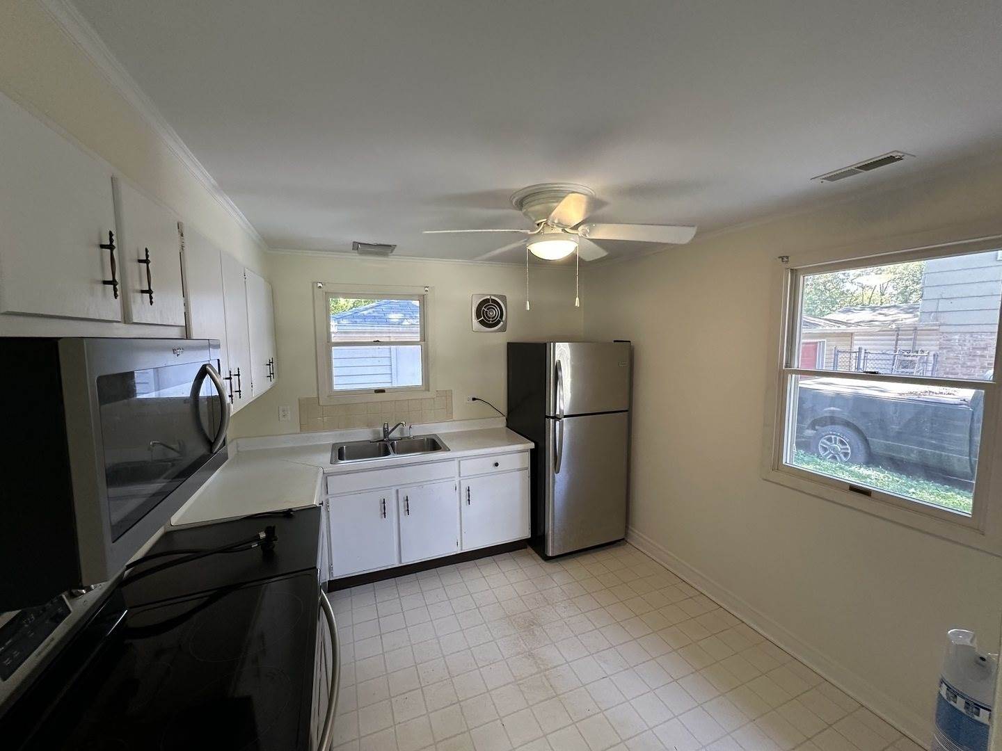313 Oakwood Street, Park Forest, IL 60466