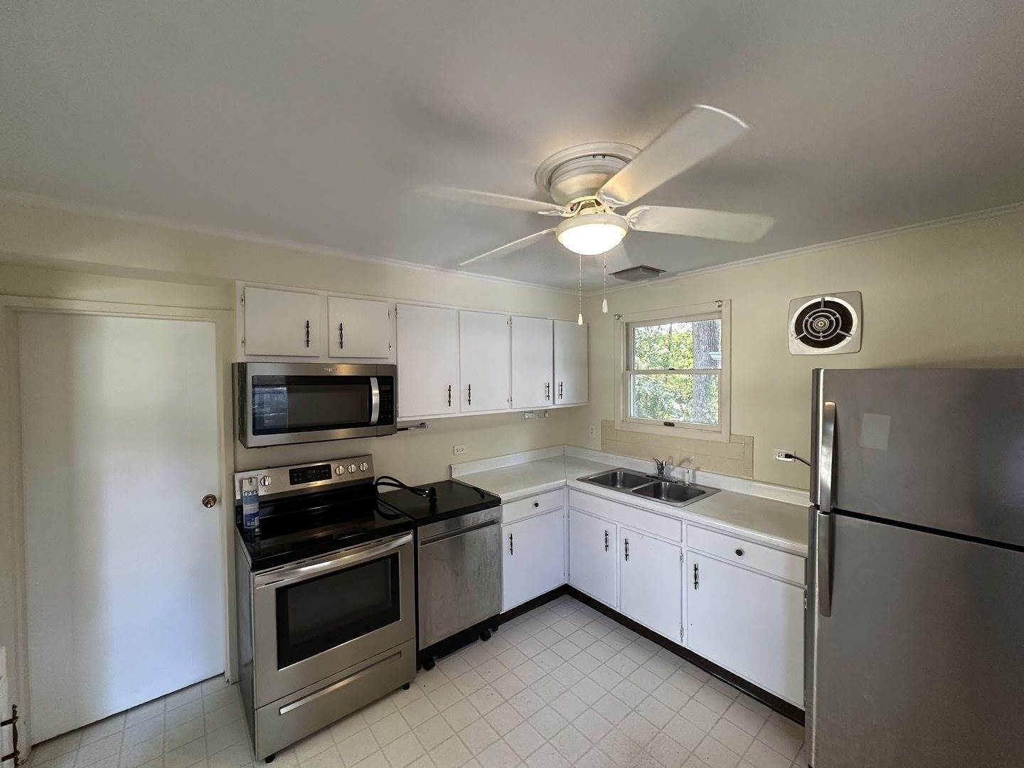 313 Oakwood Street, Park Forest, IL 60466