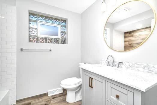 8019 Natchez Avenue, Burbank, IL 60459