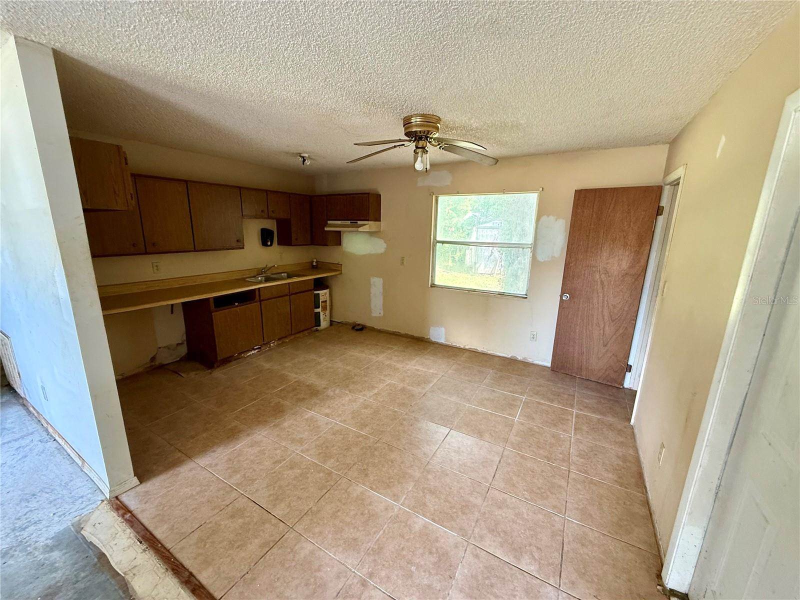 5971 NW 11TH Place, Ocala, FL 34482