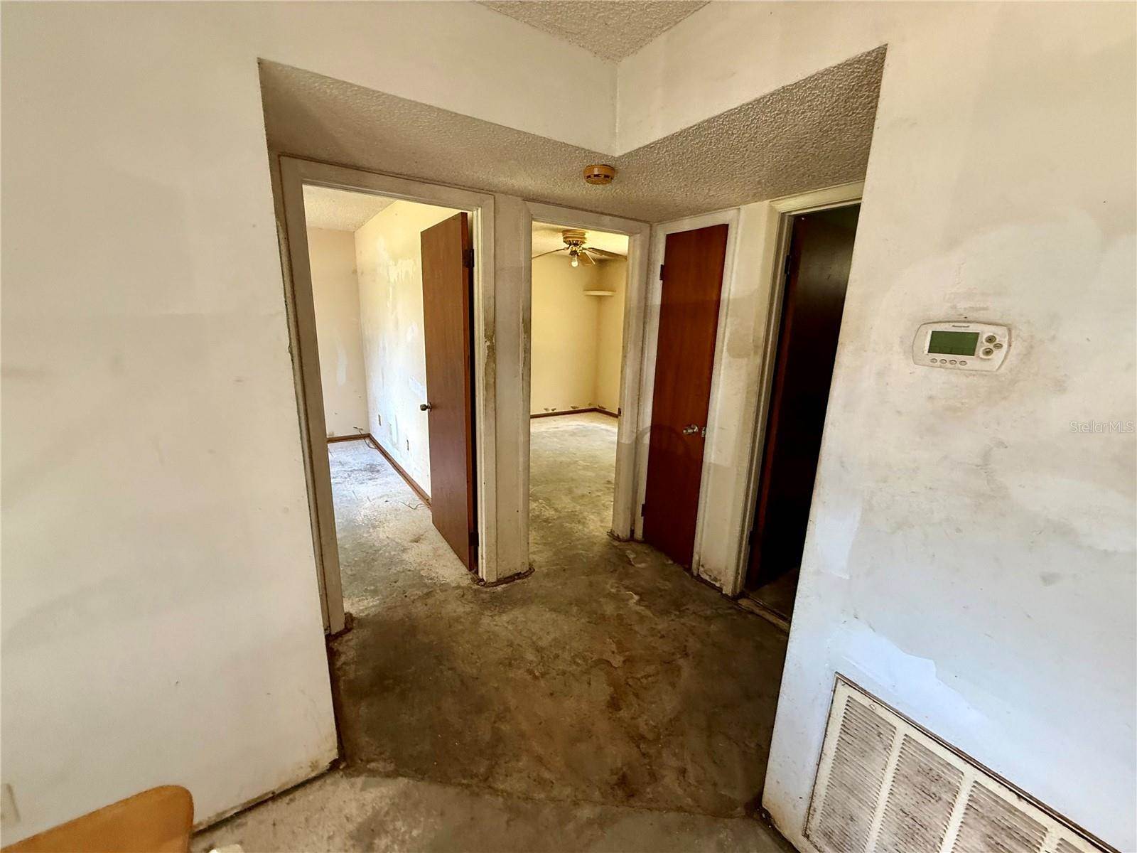 5971 NW 11TH Place, Ocala, FL 34482