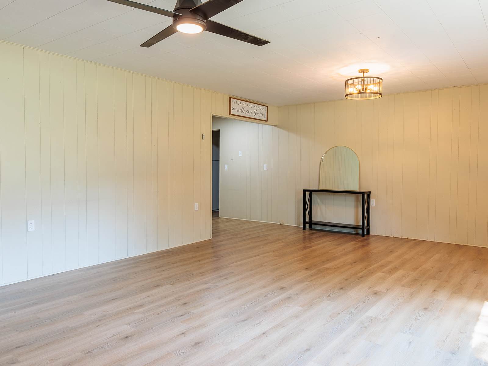 923 Harris, Winfield, KS 67156