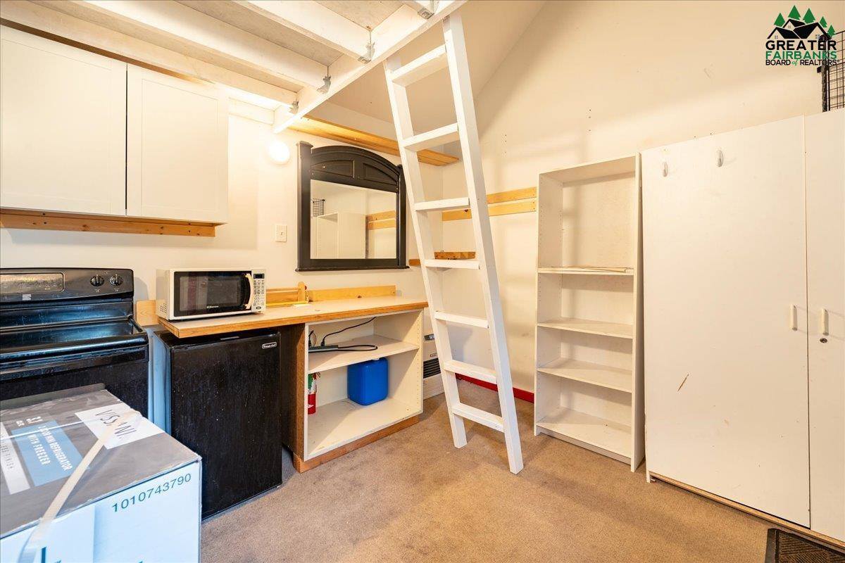 1788 Army Road, Fairbanks, AK 99709