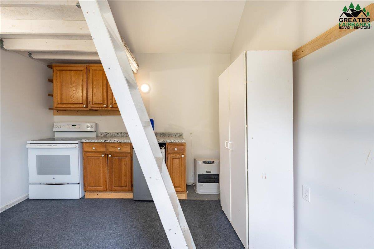 1788 Army Road, Fairbanks, AK 99709