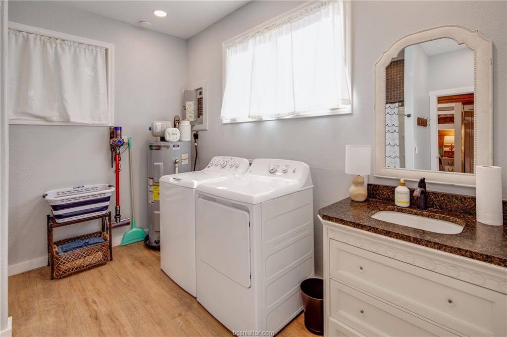 3337 Triple Bend Circle, College Station, TX 77845