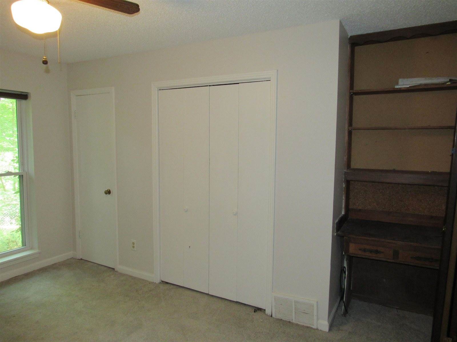 7790 Deer Lake Dr, Unincorporated, TN 38053