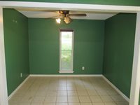 7790 Deer Lake Dr, Unincorporated, TN 38053