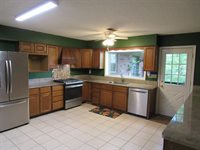 7790 Deer Lake Dr, Unincorporated, TN 38053