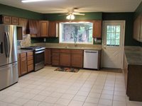 7790 Deer Lake Dr, Unincorporated, TN 38053