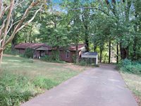 7790 Deer Lake Dr, Unincorporated, TN 38053