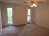 7790 Deer Lake Dr, Unincorporated, TN 38053