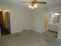 7790 Deer Lake Dr, Unincorporated, TN 38053