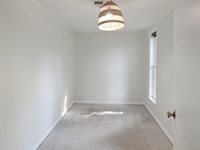 7790 Deer Lake Dr, Unincorporated, TN 38053