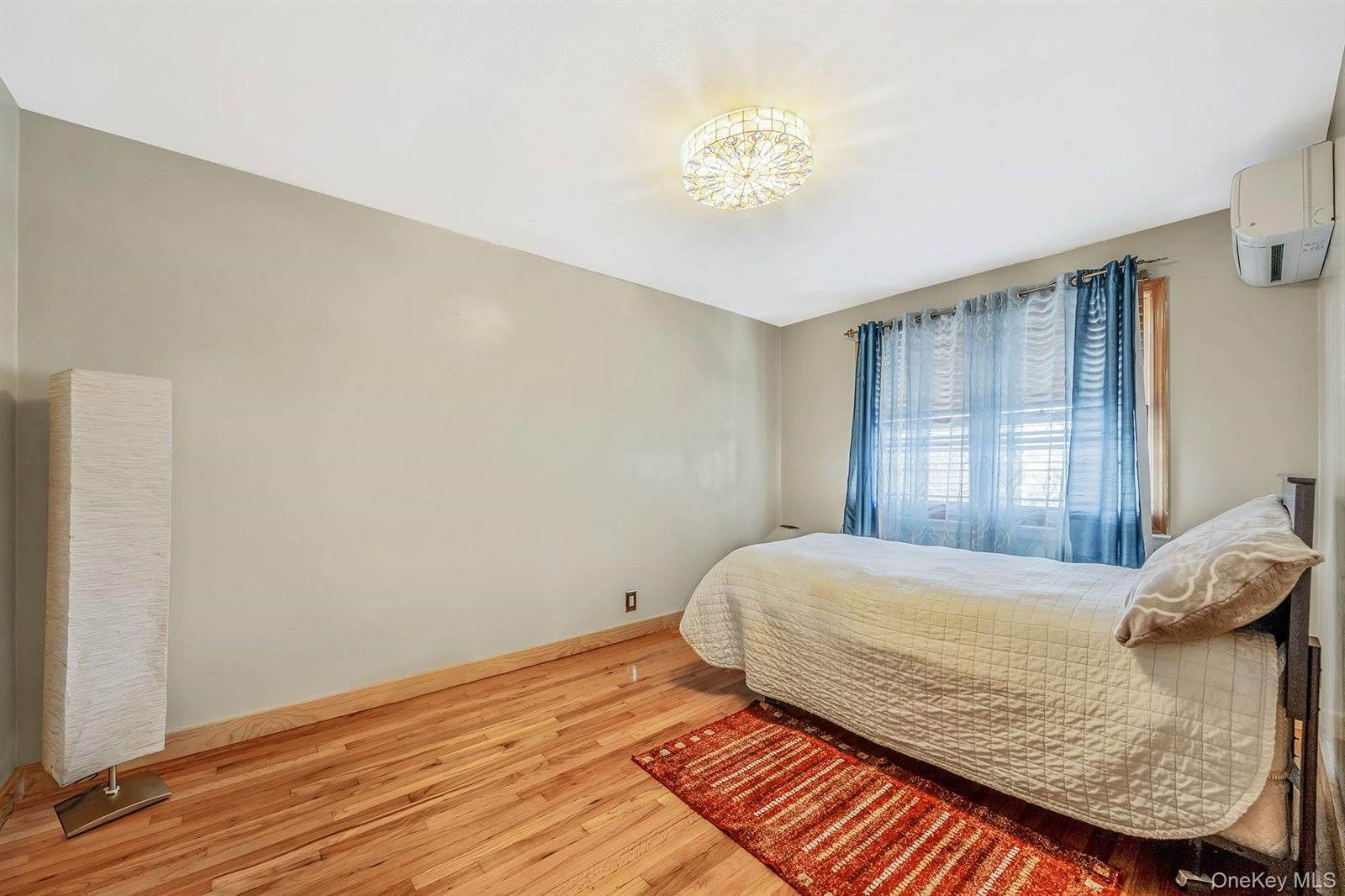 6002 80th Avenue, New York, NY 11385