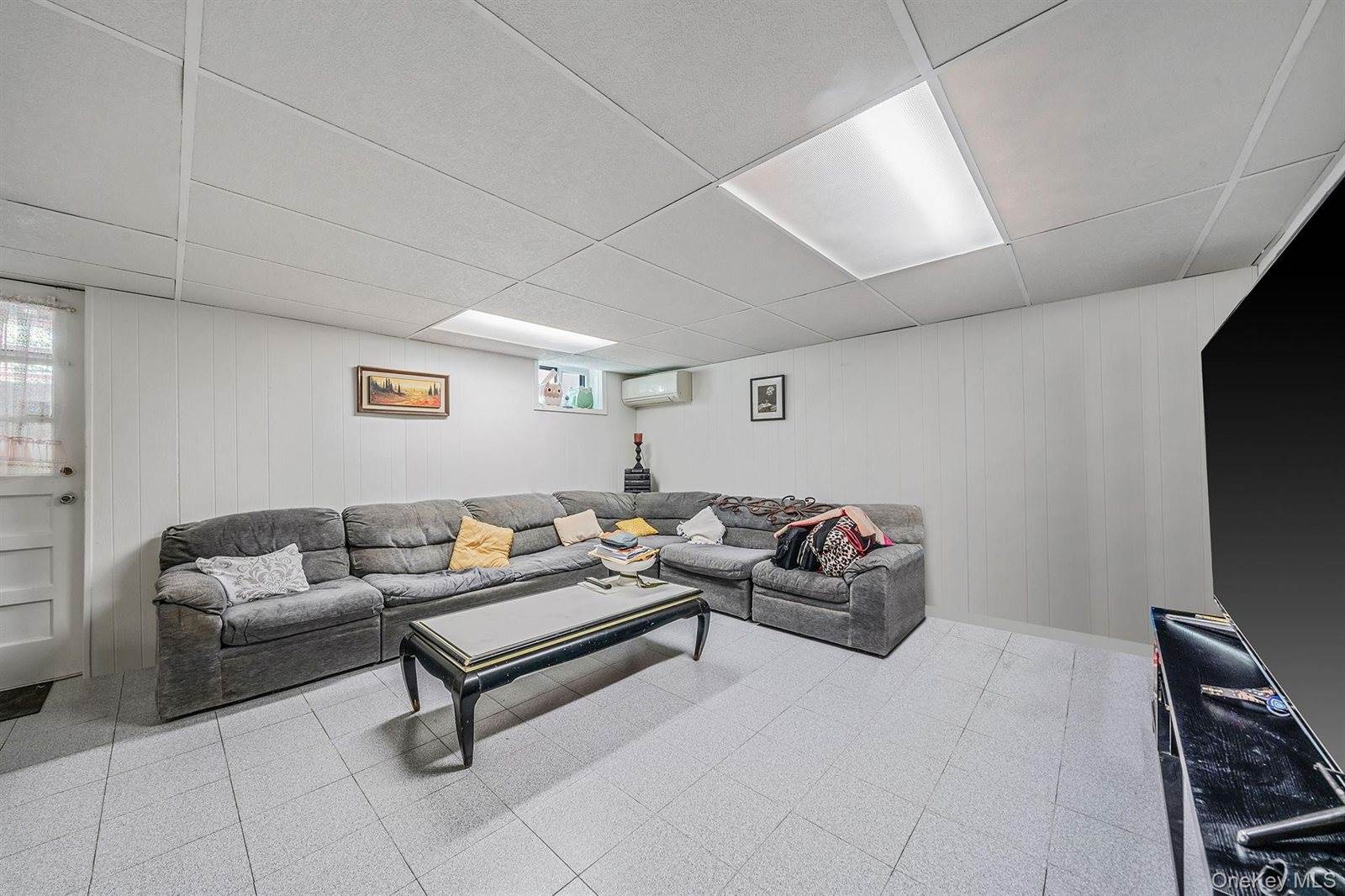 6002 80th Avenue, New York, NY 11385