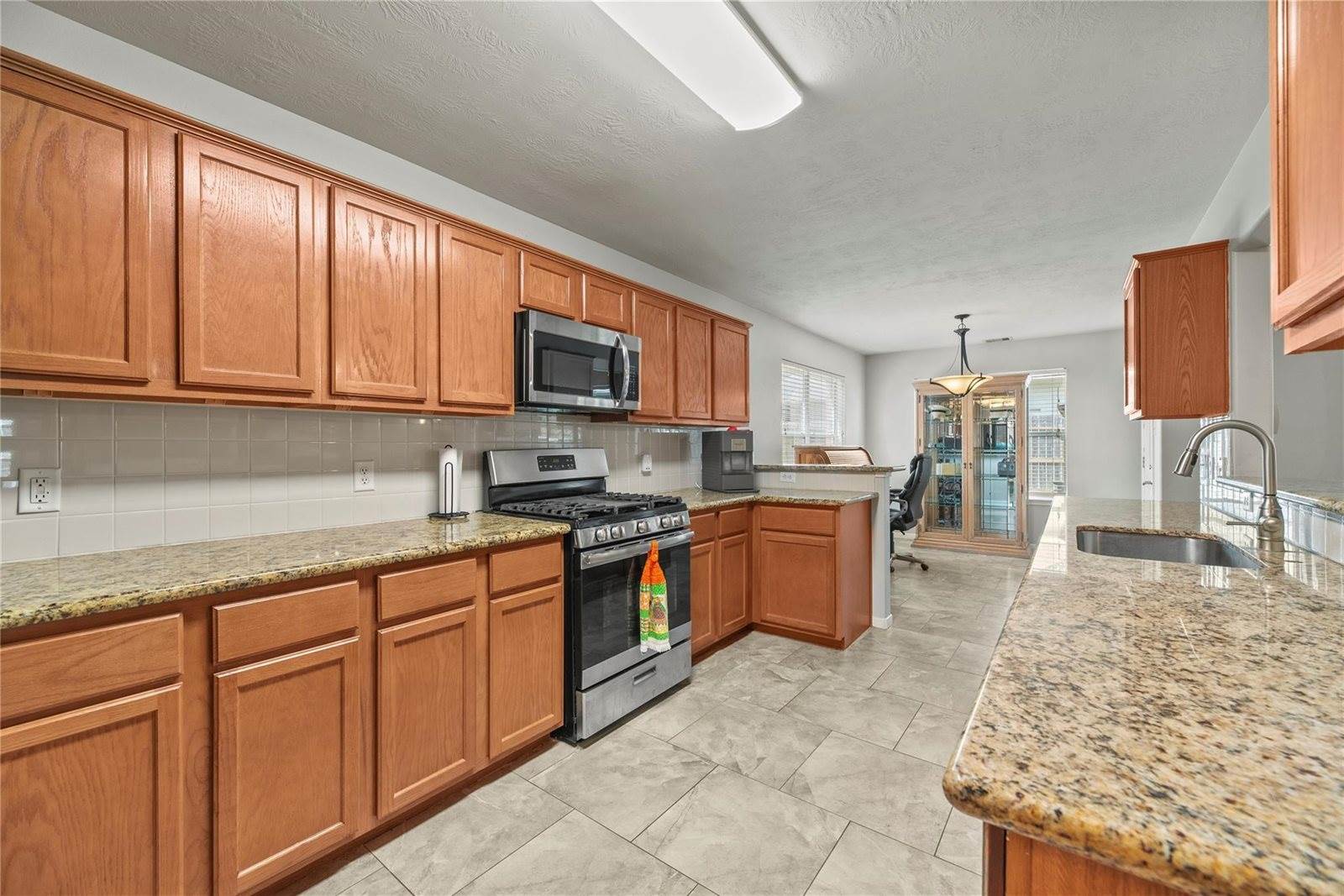 18718 Forest Deer Road, Houston, TX 77084