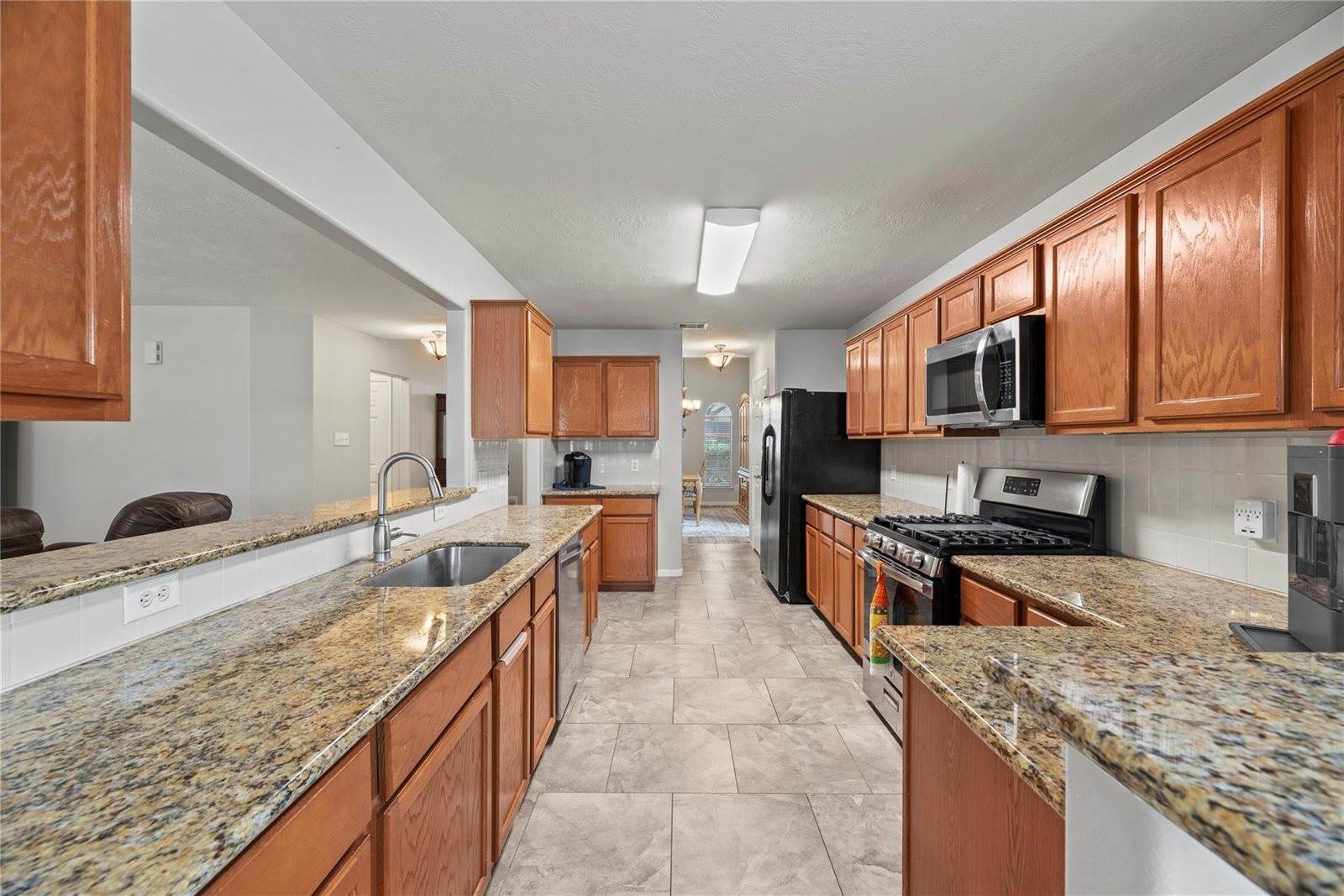 18718 Forest Deer Road, Houston, TX 77084