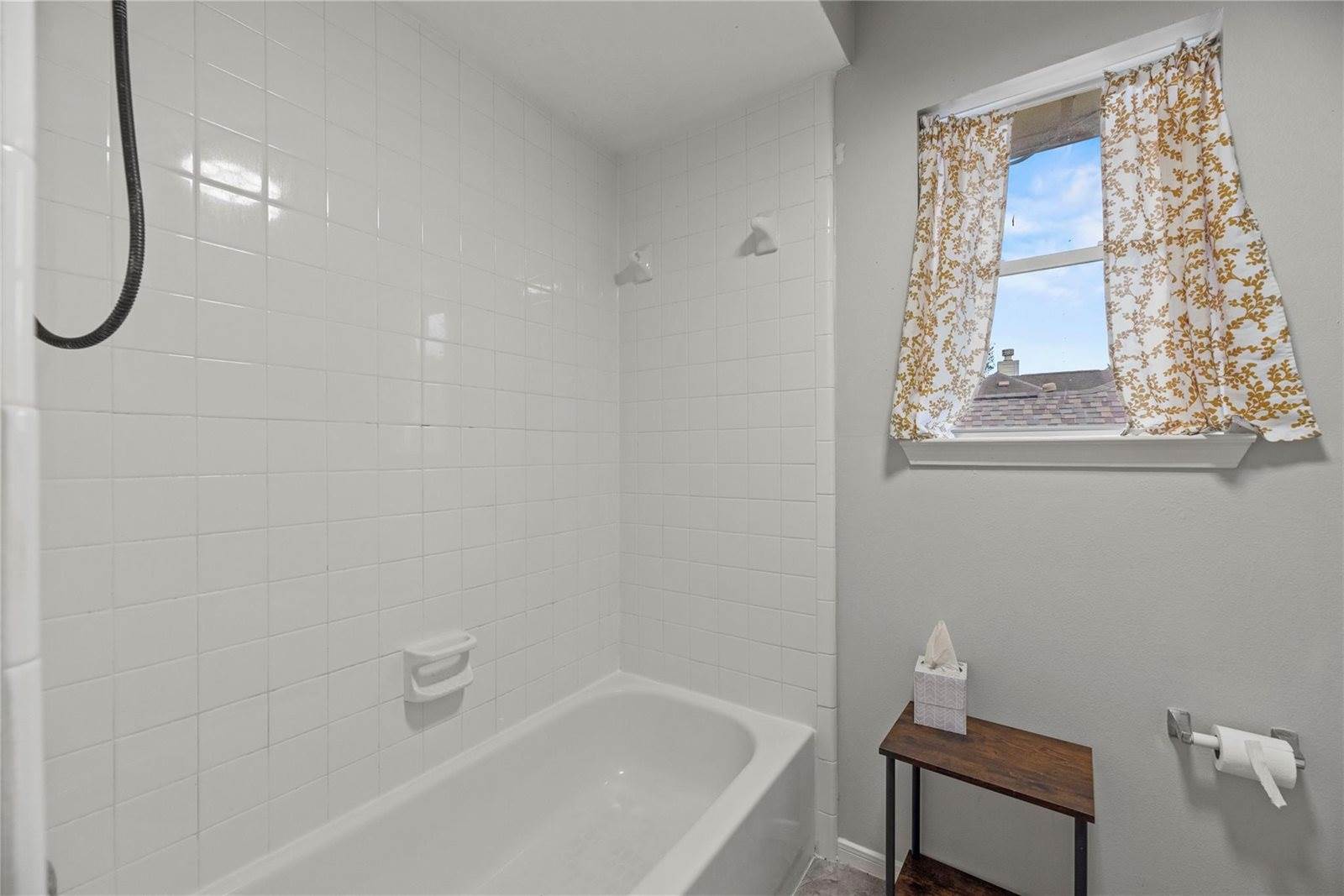 18718 Forest Deer Road, Houston, TX 77084