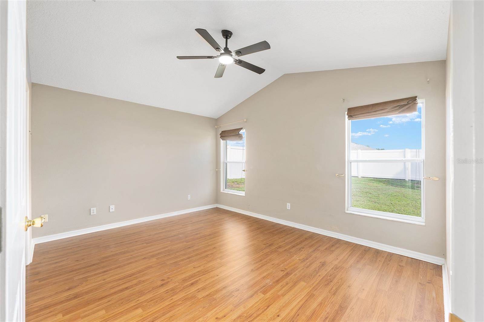 10323 Patrick Drive, Leesburg, FL 34788