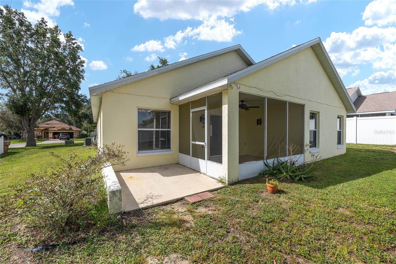 10323 Patrick Drive, Leesburg, FL 34788