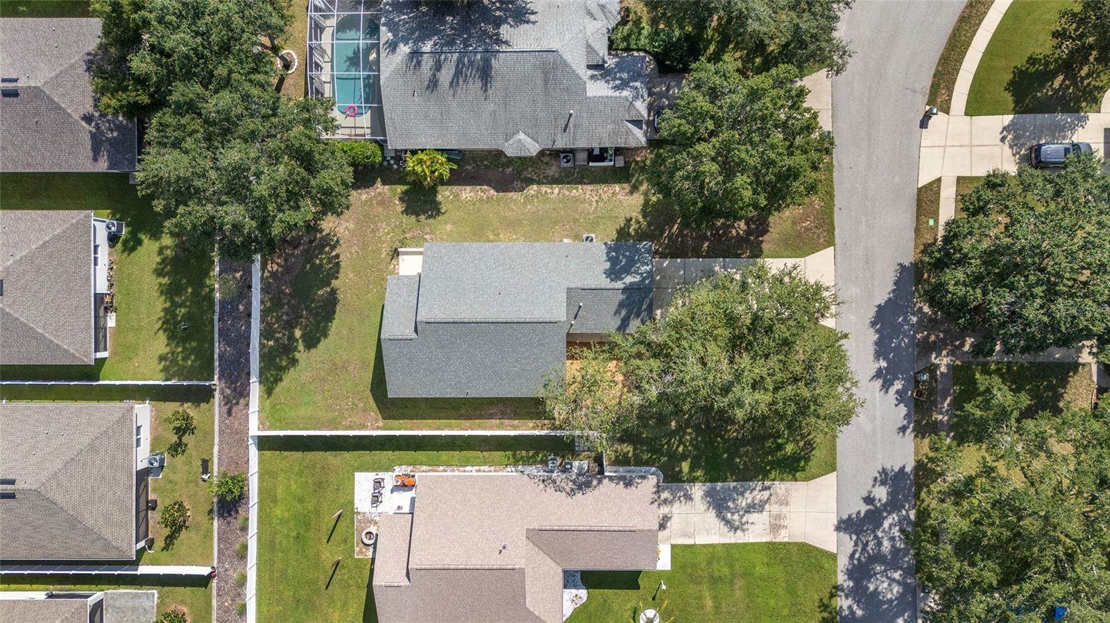 10323 Patrick Drive, Leesburg, FL 34788