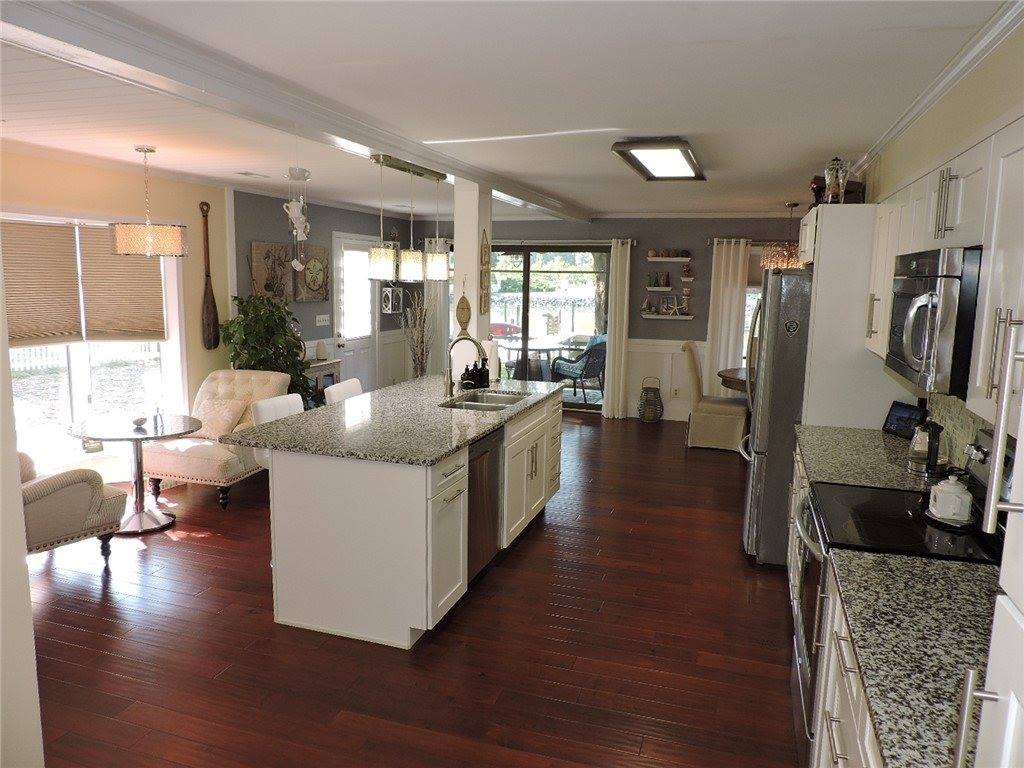 1806 Rosemont Lane, Hayes, VA 23072