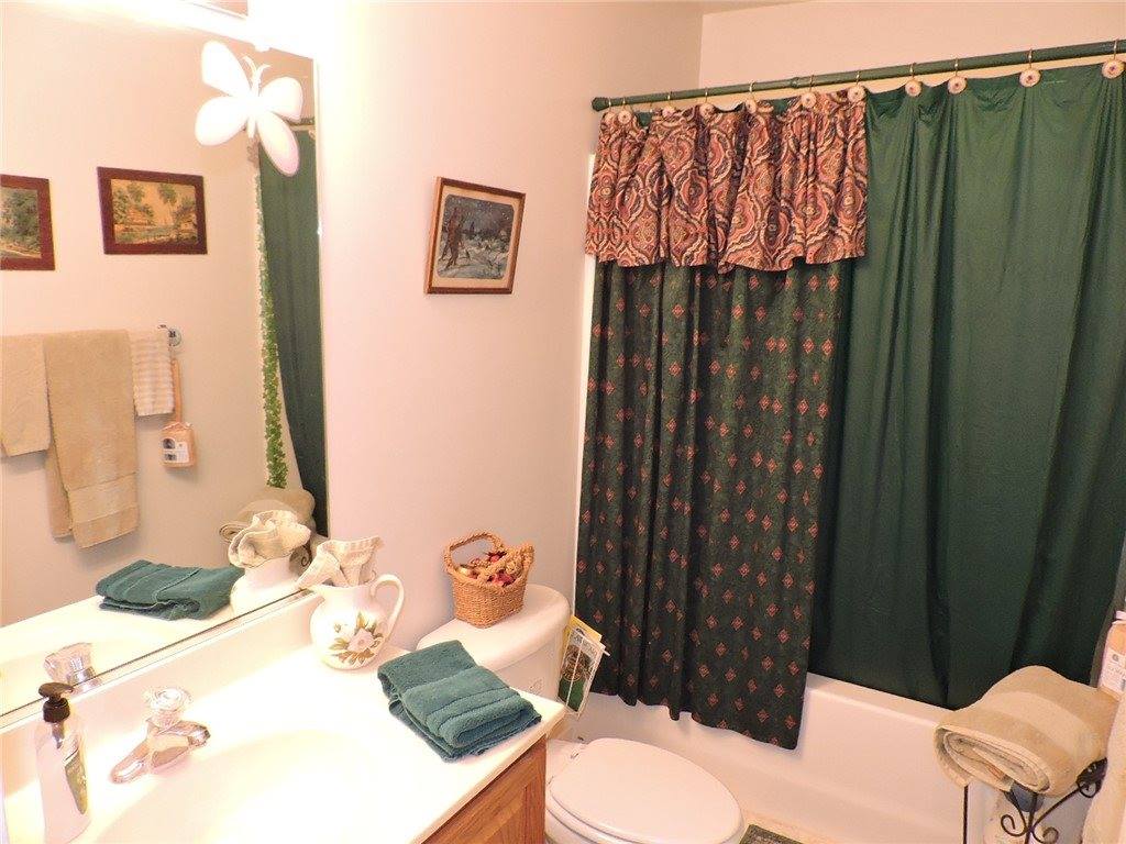 4216 Buckley Hall Road, Cobbs Creek, VA 23035