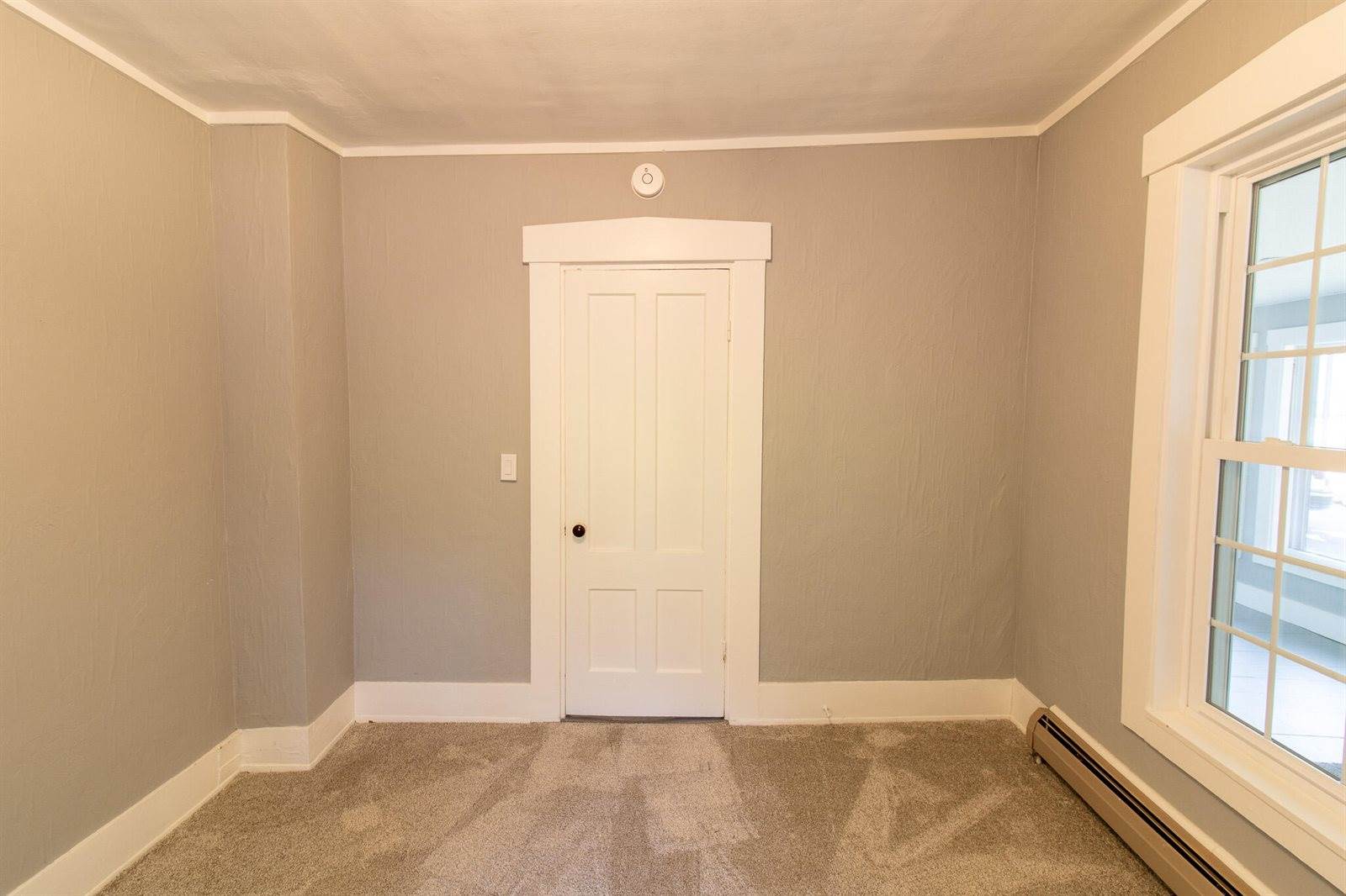 115 Pleasant Street, Dexter, ME 04930