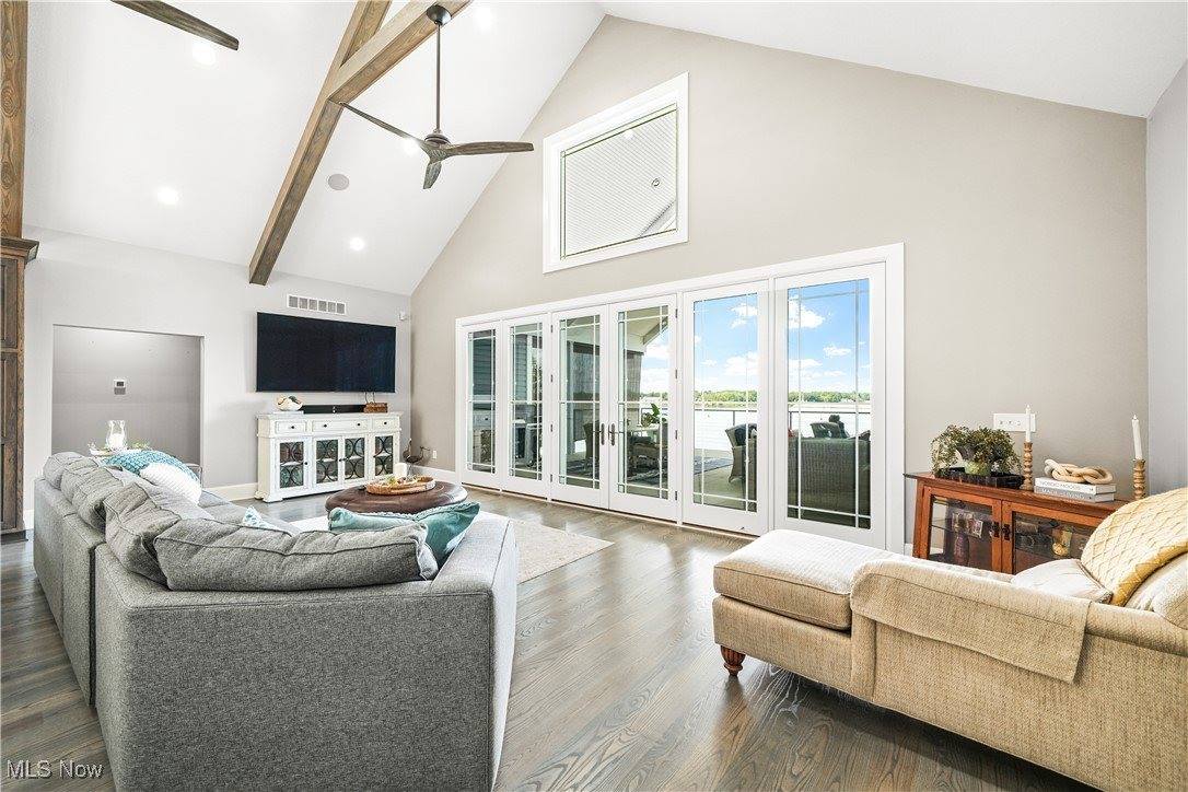 16986 Headland Avenue, Lake Milton, OH 44429