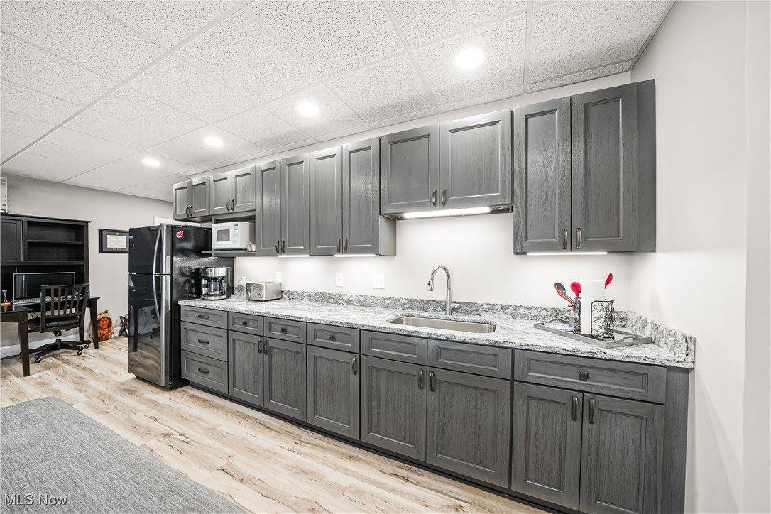 16986 Headland Avenue, Lake Milton, OH 44429