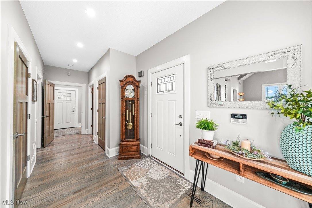 16986 Headland Avenue, Lake Milton, OH 44429