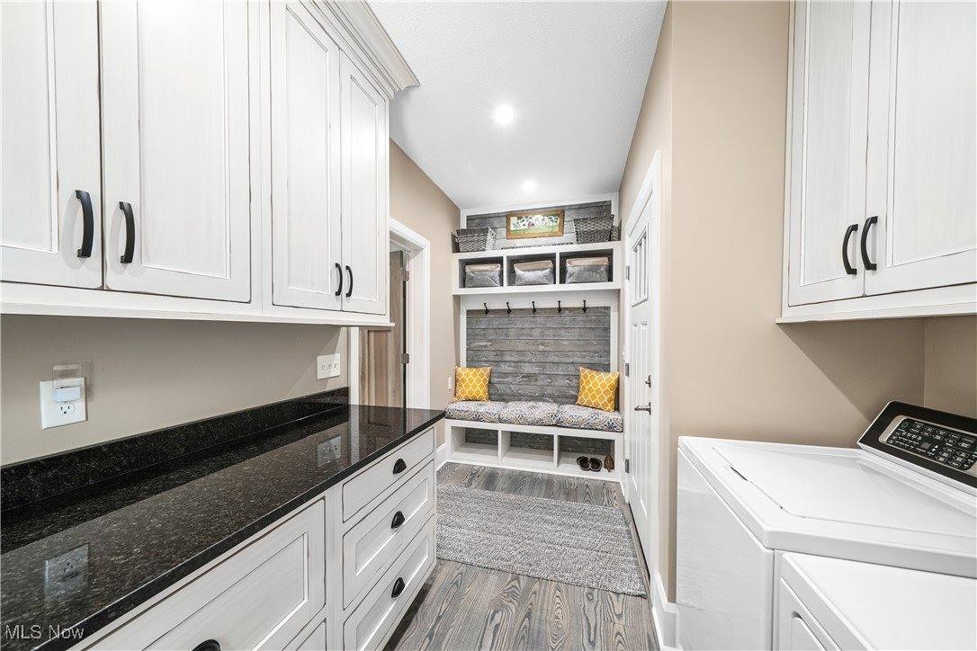 16986 Headland Avenue, Lake Milton, OH 44429