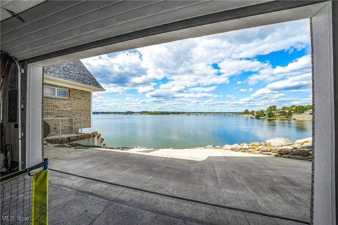 16986 Headland Avenue, Lake Milton, OH 44429