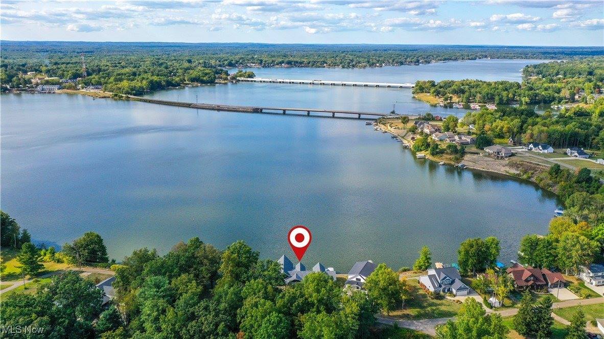 16986 Headland Avenue, Lake Milton, OH 44429