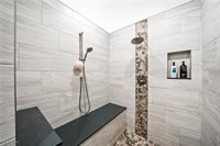 16986 Headland Avenue, Lake Milton, OH 44429